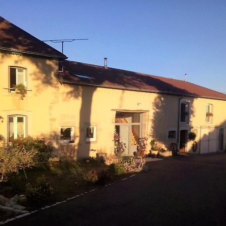 Les Gremilles Acomodação com café da manhã Bassoncourt Exterior foto